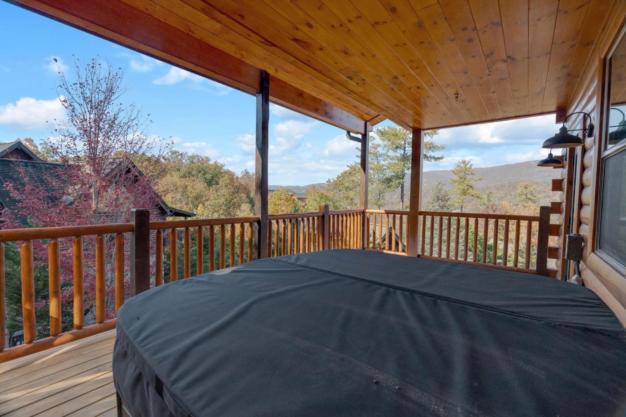 New Luxury Cabin With Indoor Pool, Hot Tub, & Theater Villa Pigeon Forge Esterno foto